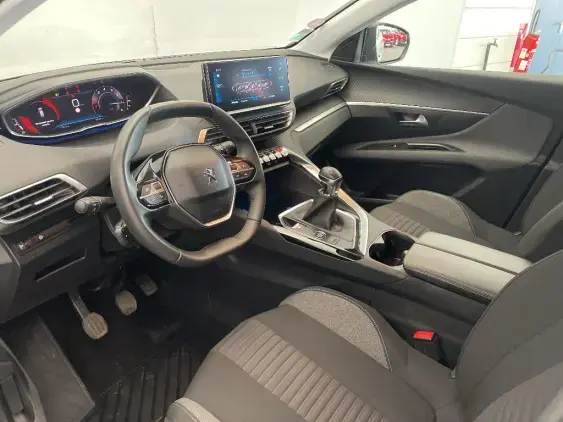 PEUGEOT 3008 II - voiture d'occasion - Photo 18