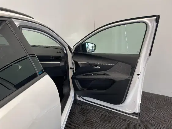 PEUGEOT 3008 II - voiture d'occasion - Photo 20