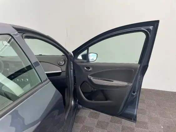 RENAULT ZOE - voiture d'occasion - Photo 19