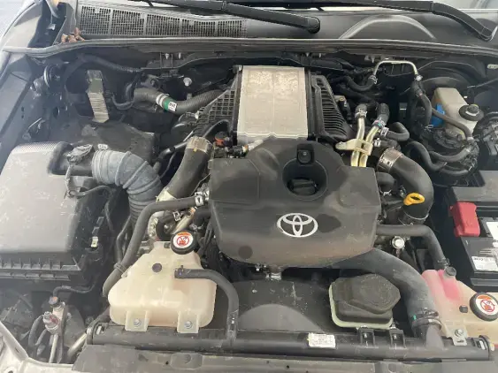 TOYOTA HILUX VIII - voiture d'occasion - Photo 18