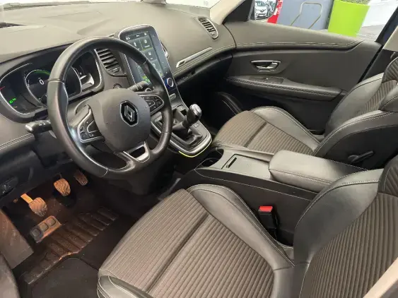 RENAULT SCENIC IV - voiture d'occasion - Photo 17