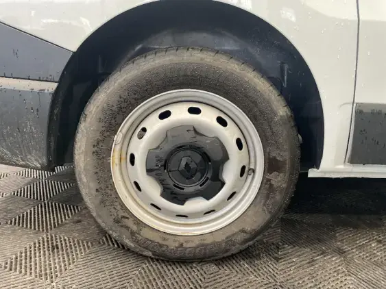 RENAULT TRAFIC FG III - voiture d'occasion - Photo 23