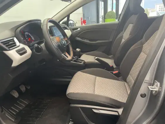 RENAULT CLIO V - voiture d'occasion - Photo 18