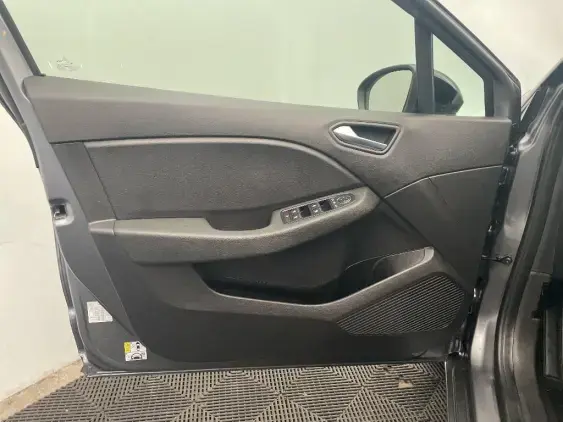 RENAULT CLIO V - voiture d'occasion - Photo 19