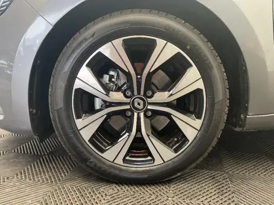 RENAULT CLIO V - voiture d'occasion - Photo 23