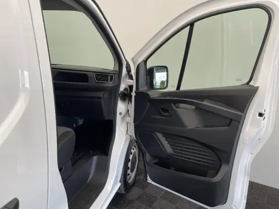 RENAULT TRAFIC FG III - voiture d'occasion - Photo 19