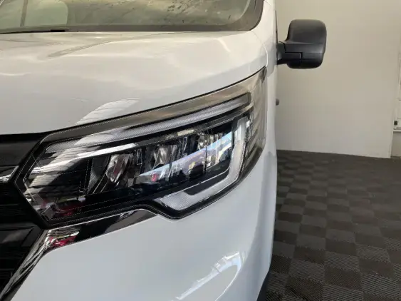 RENAULT TRAFIC FG III - voiture d'occasion - Photo 21