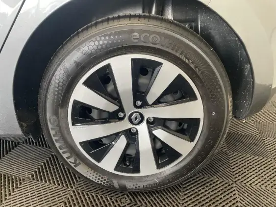 RENAULT CLIO V - voiture d'occasion - Photo 22