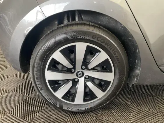 RENAULT CLIO V - voiture d'occasion - Photo 23