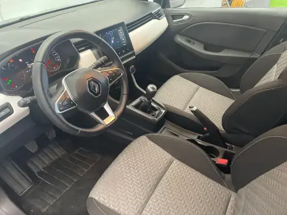 RENAULT CLIO V - voiture d'occasion - Photo 18