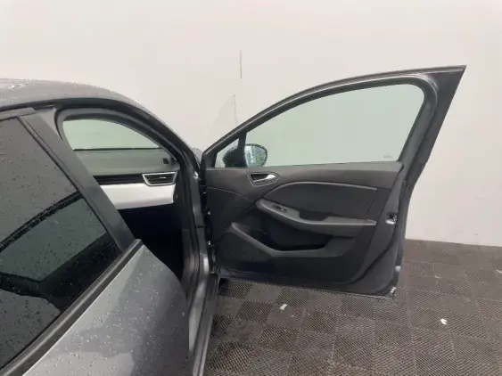 RENAULT CLIO V - voiture d'occasion - Photo 20