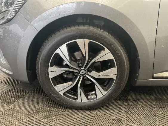 RENAULT CLIO V - voiture d'occasion - Photo 23