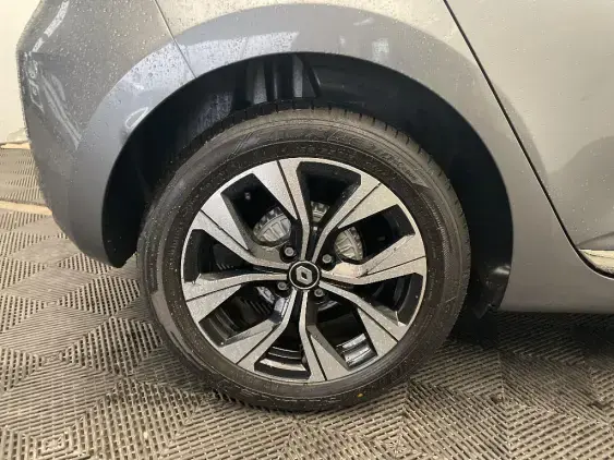 RENAULT CLIO V - voiture d'occasion - Photo 25