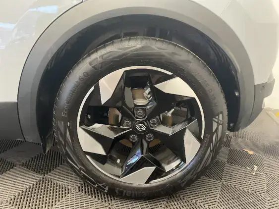 RENAULT CAPTUR II - voiture d'occasion - Photo 24