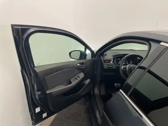 RENAULT CLIO V - voiture d'occasion - Photo 19