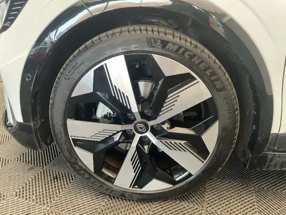 RENAULT MEGANE V - voiture d'occasion - Photo 21