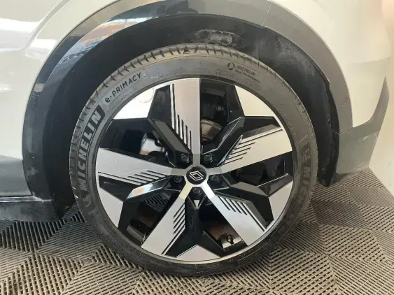 RENAULT MEGANE V - voiture d'occasion - Photo 22