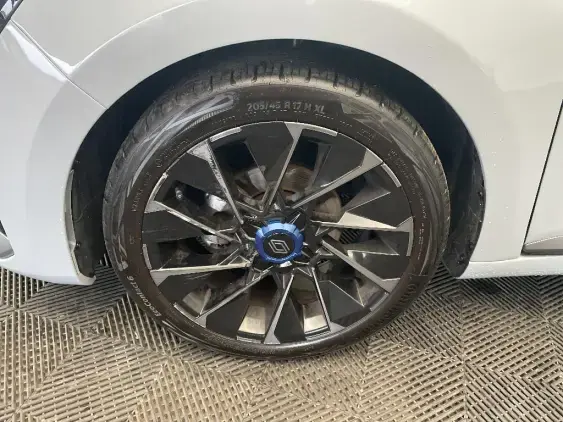 RENAULT CLIO V - voiture d'occasion - Photo 23