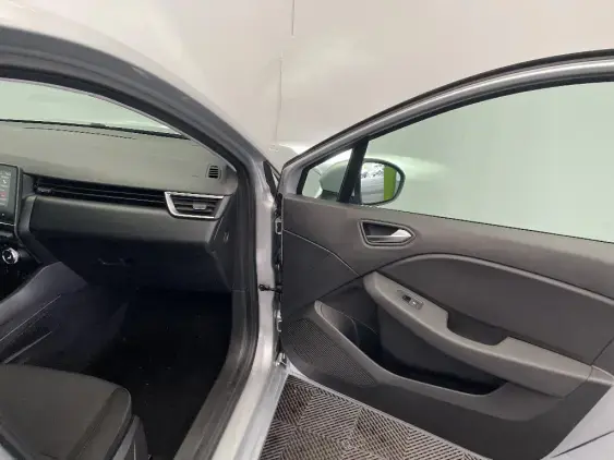 RENAULT CLIO V - voiture d'occasion - Photo 20