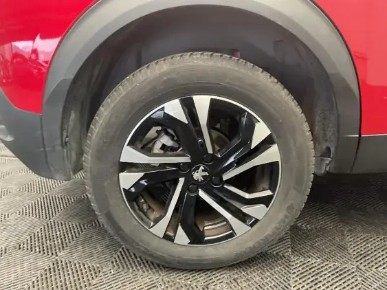 PEUGEOT 2008 II - voiture d'occasion - Photo 24