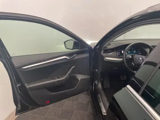 SKODA OCTAVIA IV - voiture d'occasion - Photo 19