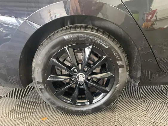 SKODA OCTAVIA IV - voiture d'occasion - Photo 24