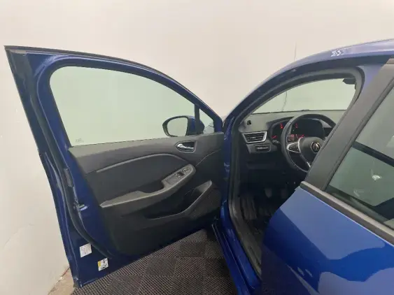 RENAULT CLIO V - voiture d'occasion - Photo 18