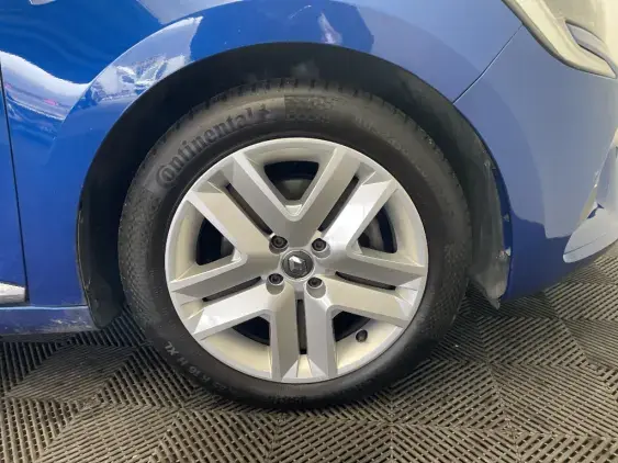 RENAULT CLIO V - voiture d'occasion - Photo 23