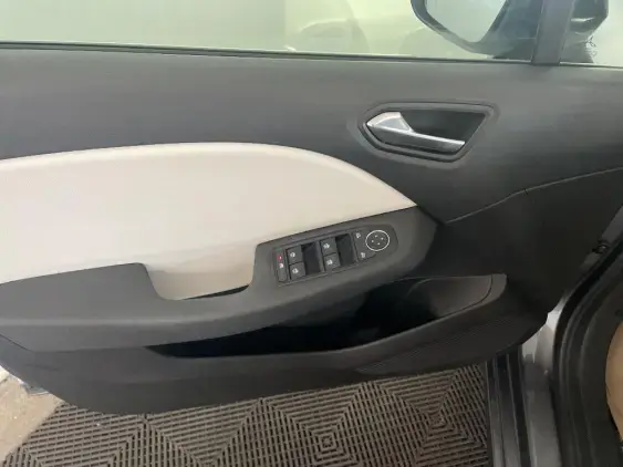 RENAULT CLIO V - voiture d'occasion - Photo 18