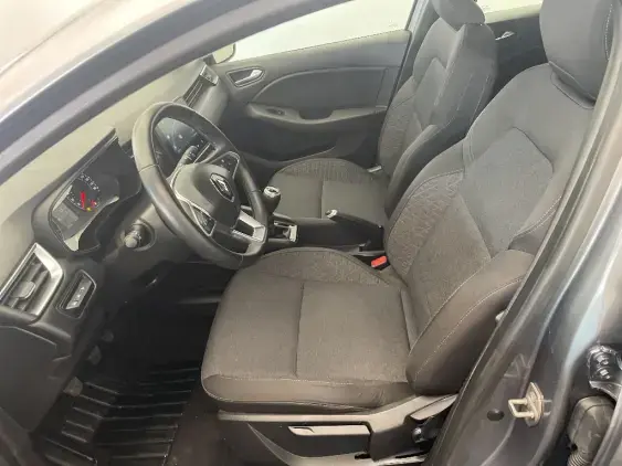 RENAULT CLIO V - voiture d'occasion - Photo 17