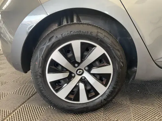 RENAULT CLIO V - voiture d'occasion - Photo 24