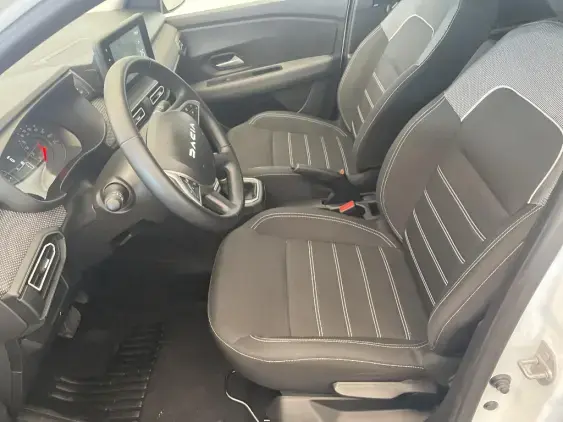 DACIA SANDERO III - voiture d'occasion - Photo 17