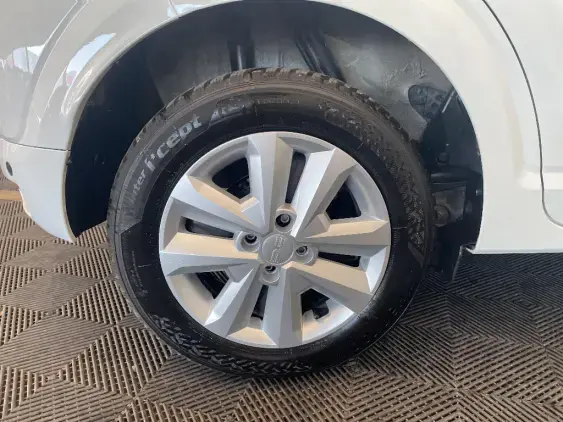 DACIA SANDERO III - voiture d'occasion - Photo 24