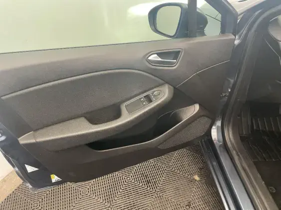 RENAULT CLIO V - voiture d'occasion - Photo 16