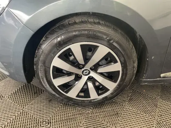 RENAULT CLIO V - voiture d'occasion - Photo 20