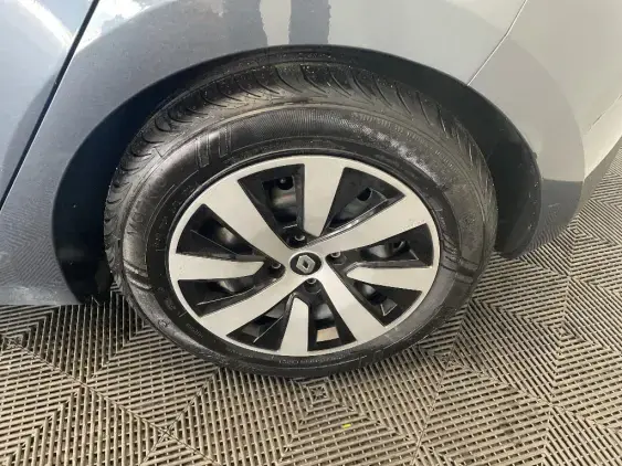 RENAULT CLIO V - voiture d'occasion - Photo 21