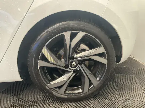 RENAULT CLIO V - voiture d'occasion - Photo 24