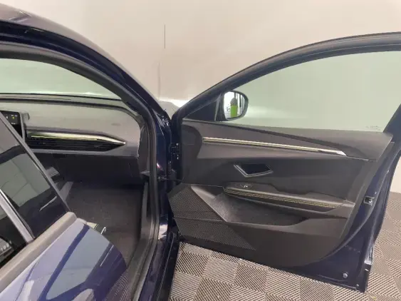 RENAULT MEGANE V - voiture d'occasion - Photo 20