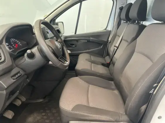 RENAULT TRAFIC III - voiture d'occasion - Photo 17