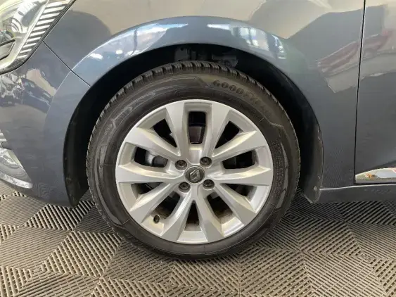 RENAULT CLIO V - voiture d'occasion - Photo 22