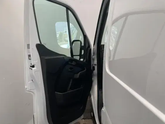 RENAULT MASTER FG III - voiture d'occasion - Photo 18