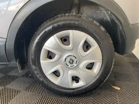 RENAULT CAPTUR - voiture d'occasion - Photo 23