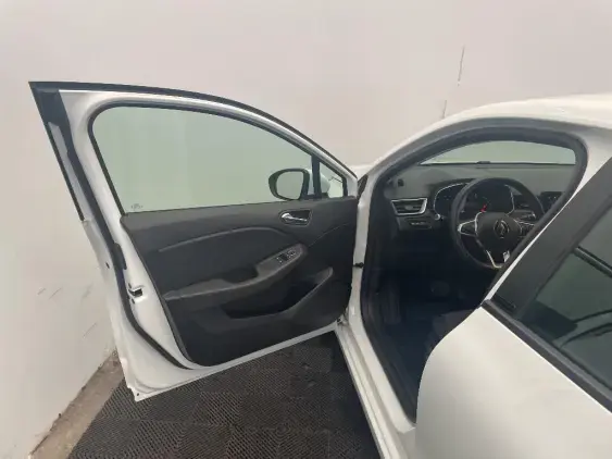 RENAULT CLIO V - voiture d'occasion - Photo 19