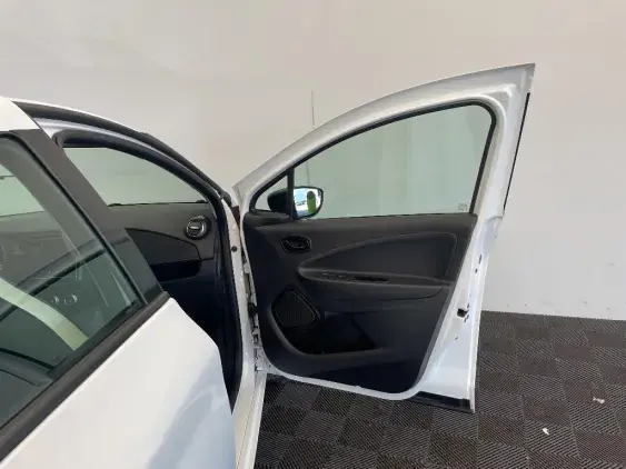 RENAULT ZOE - voiture d'occasion - Photo 18