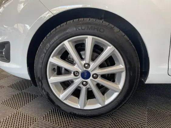 FORD FIESTA VI - voiture d'occasion - Photo 23