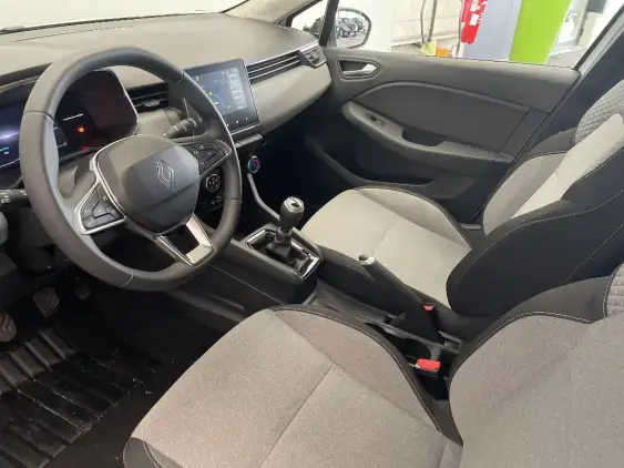 RENAULT CLIO V - voiture d'occasion - Photo 18