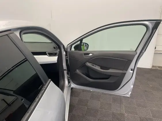 RENAULT CLIO V - voiture d'occasion - Photo 20