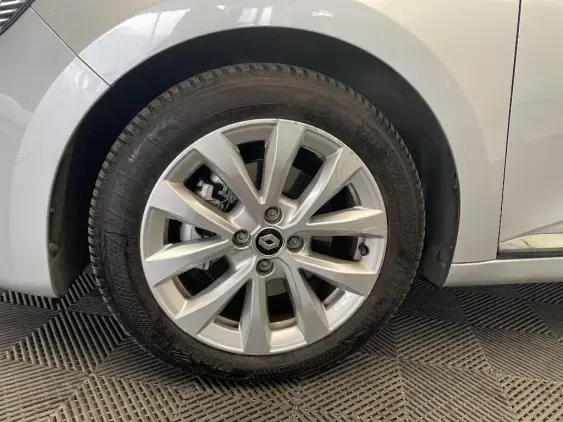 RENAULT CLIO V - voiture d'occasion - Photo 23