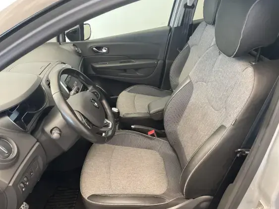 RENAULT CAPTUR - voiture d'occasion - Photo 17