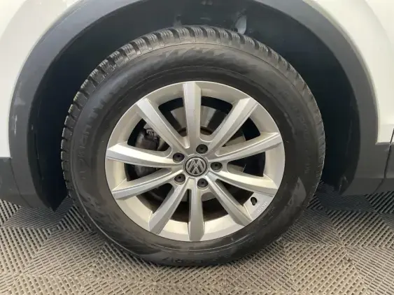 VOLKSWAGEN TIGUAN II - voiture d'occasion - Photo 21